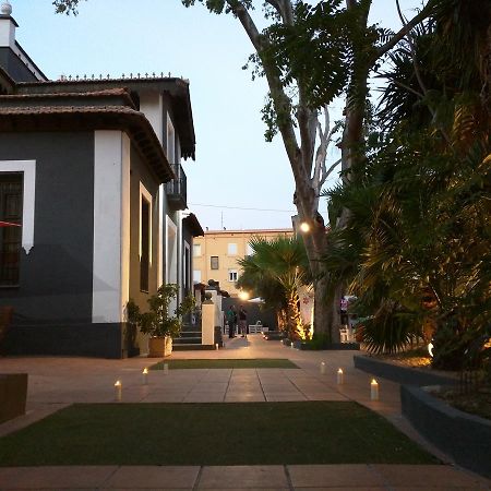 Nwt Paradise Urban Hostel Alicante Exteriör bild