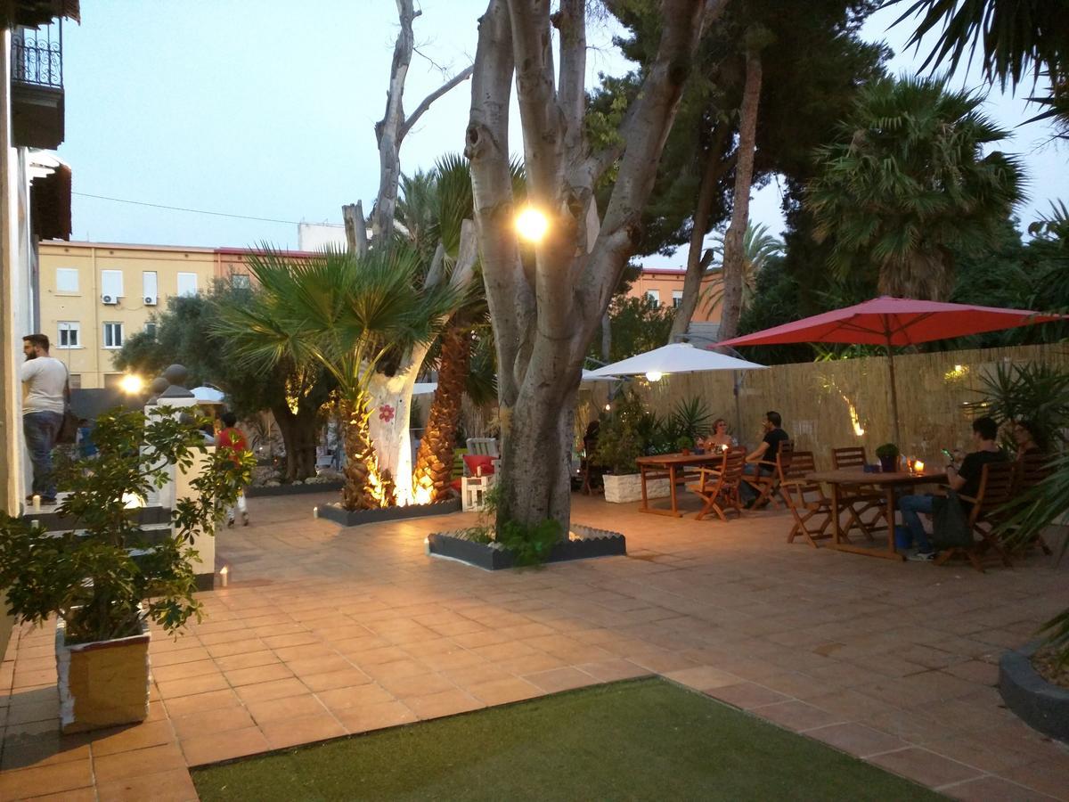 Nwt Paradise Urban Hostel Alicante Exteriör bild