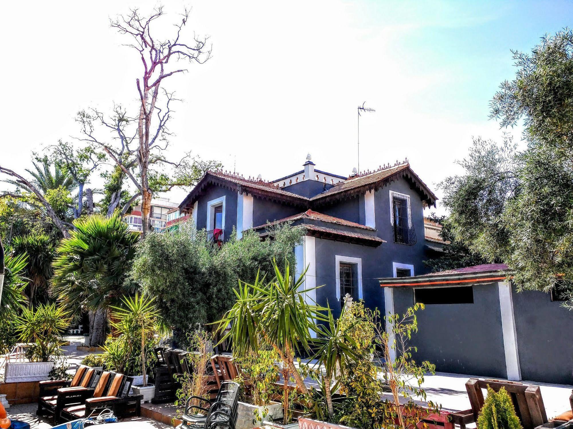 Nwt Paradise Urban Hostel Alicante Exteriör bild
